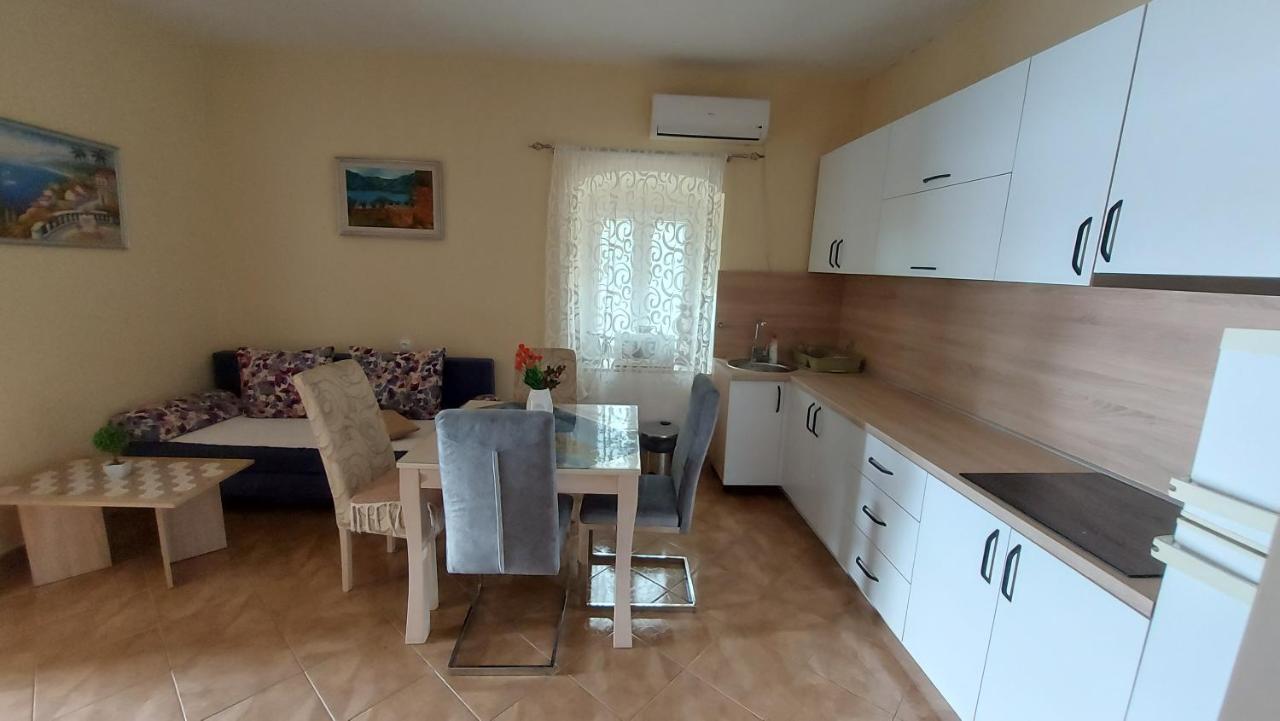 Apartment Terazza Di Ljuta コトル エクステリア 写真